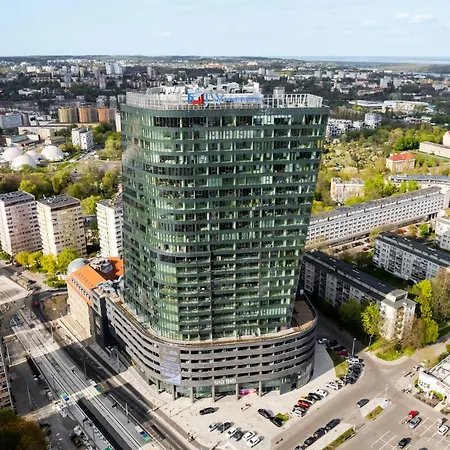 Hanza Tower No 628 - 6th Floor, Balcony, Swimming Pool *