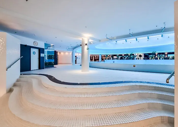 Ans Hanza Tower No 628 - Swimming Pool, Sauna, Jacuzzi, Viewing Terrace * Щецин